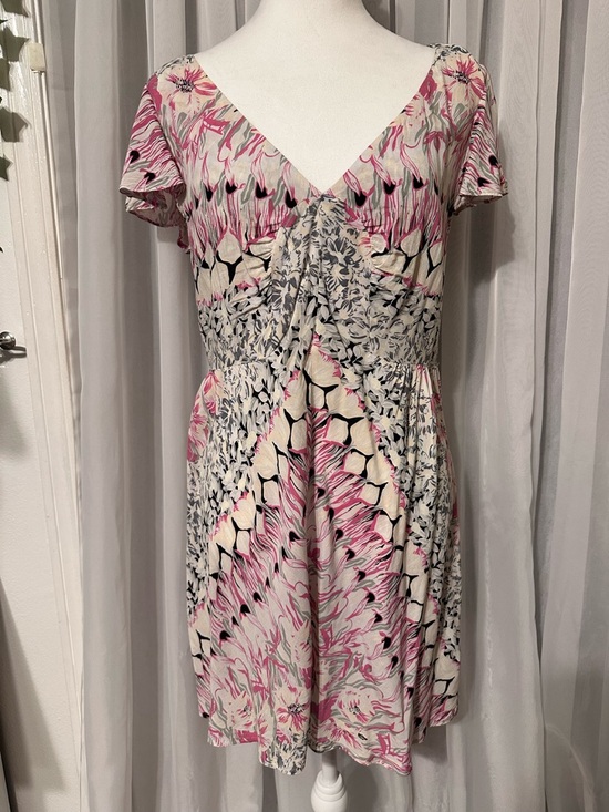 Free People Dresses & Skirts - Free People Floral Pink Cream Black V-Neck Flutter Sleeve Dress Size 10